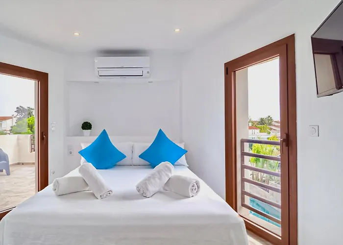 Villa N15 En Plein Coeur De La Marina, Proche De Rosas, Costa Brava