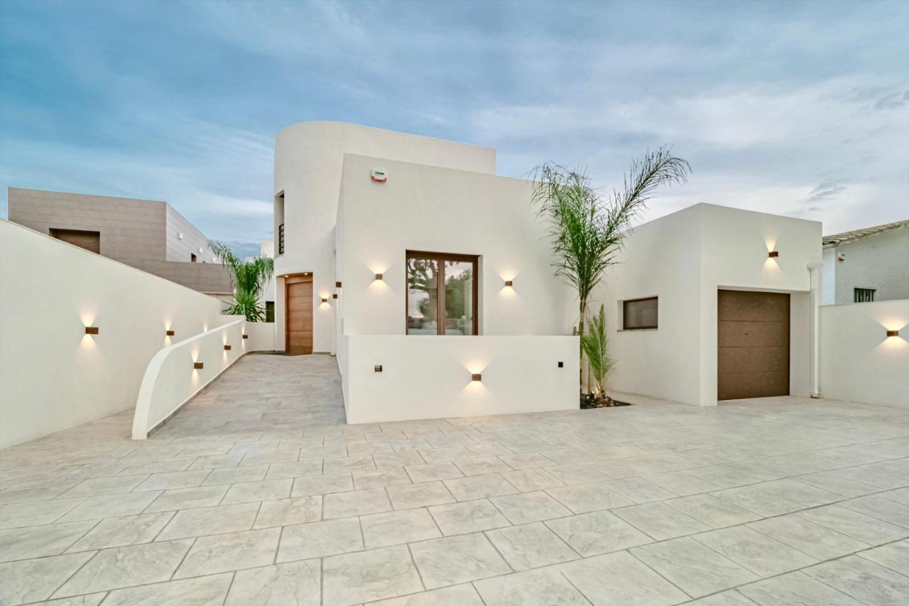 Villa N15 En Plein Coeur De La Marina, Proche De Rosas, Costa Brava